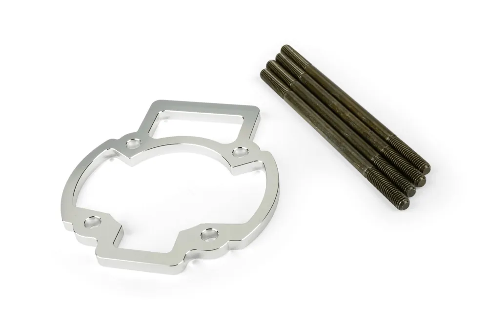 Cylinder Spacer Stage6 R/T 5mm w/ stud bolts M6x114mm 85mm conrod Piaggio LC Latest
